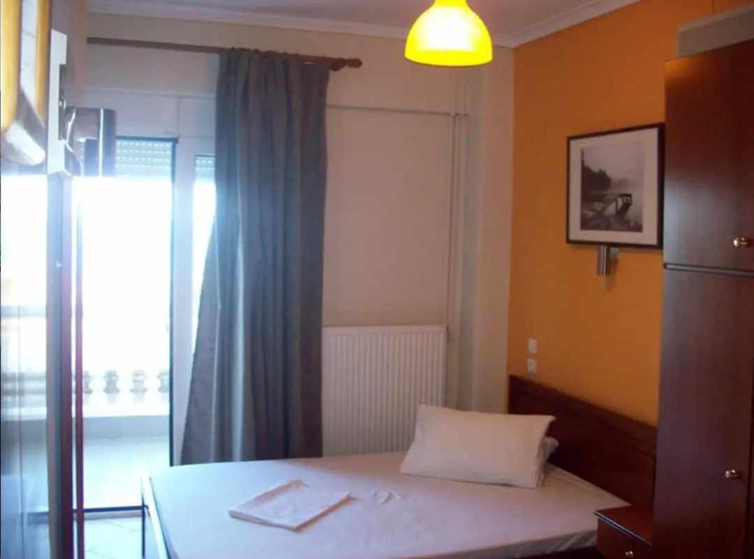 Iliana Hotel Paralia Ngoại thất bức ảnh